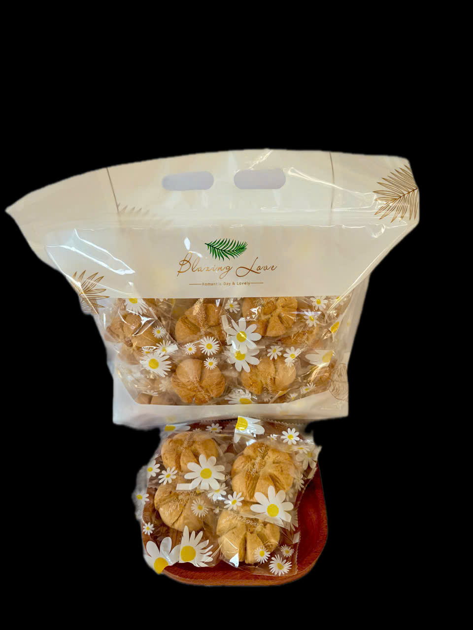 Bánh Hạnh Nhân Túi 900g khoản 42 đến 46 cái